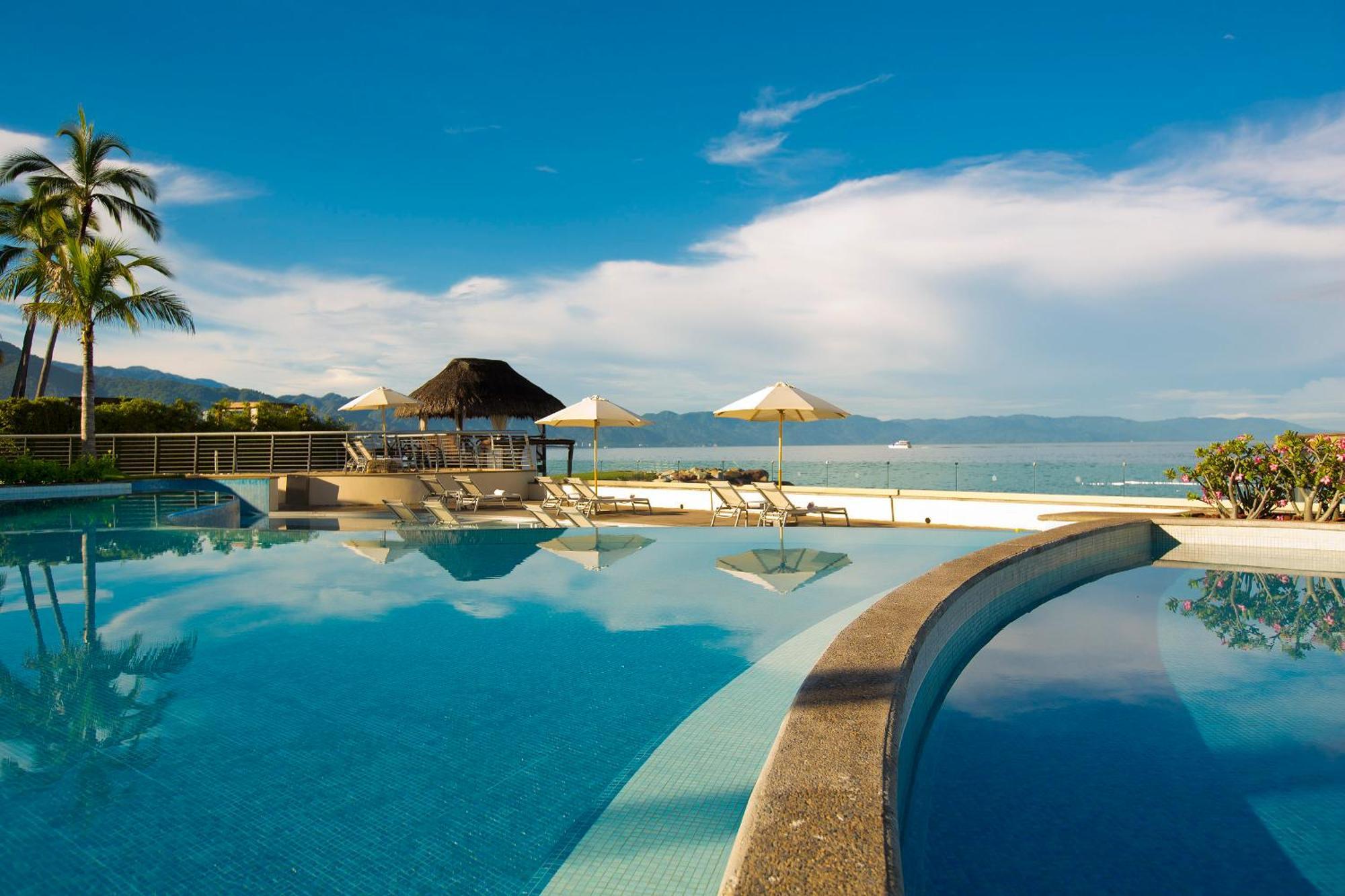 Sunset Plaza Beach Resort Puerto Vallarta All Inclusive Exteriör bild