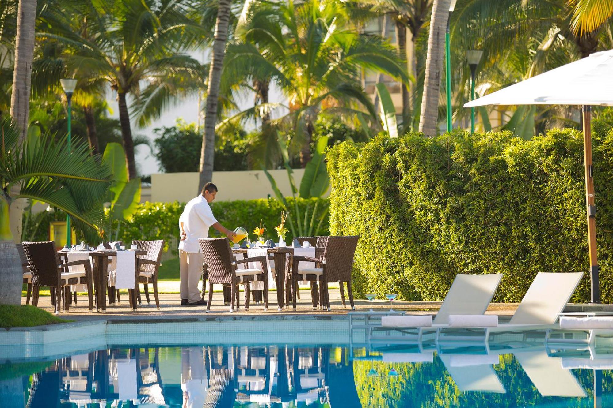Sunset Plaza Beach Resort Puerto Vallarta All Inclusive Exteriör bild