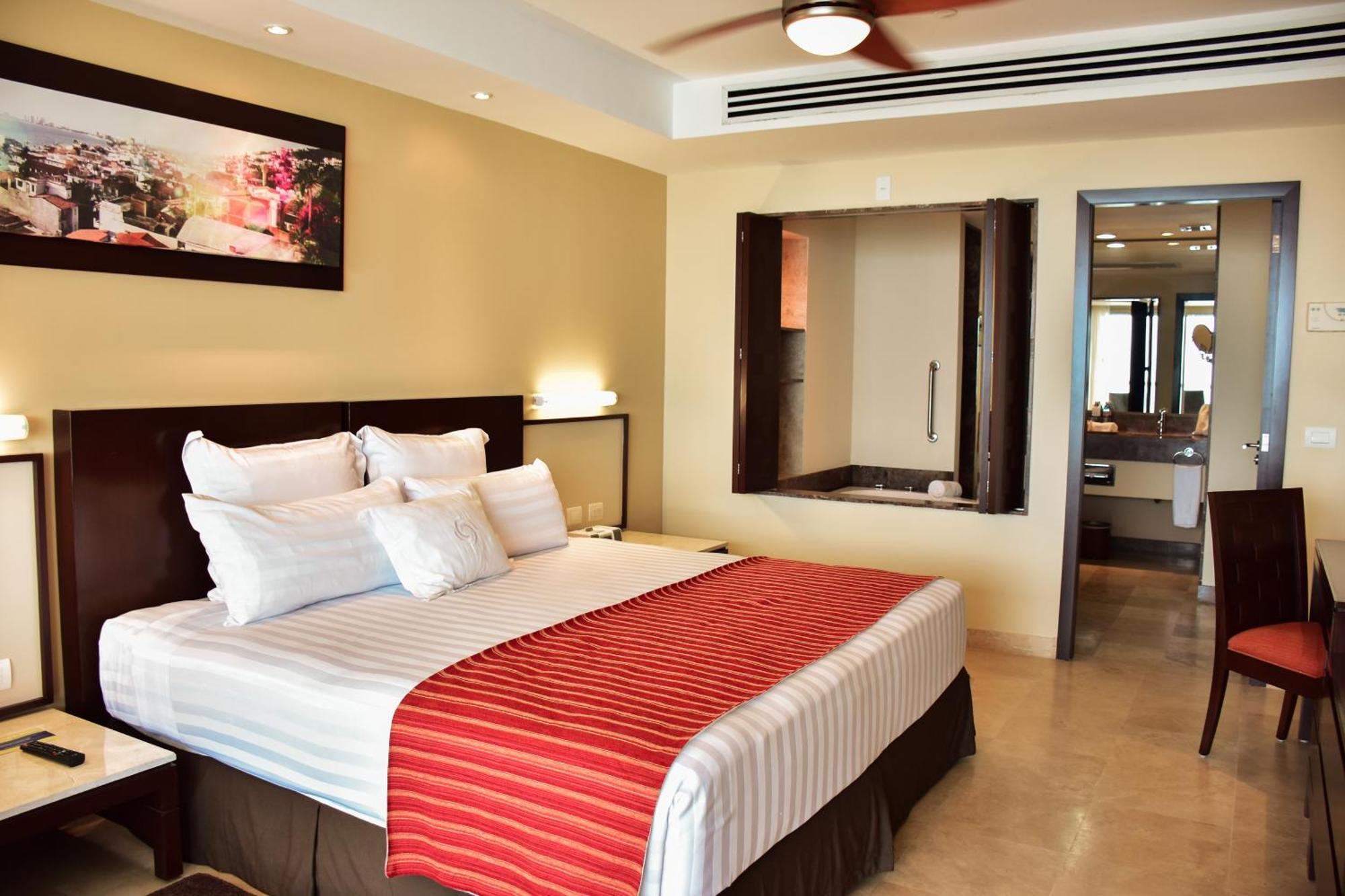 Sunset Plaza Beach Resort Puerto Vallarta All Inclusive Exteriör bild